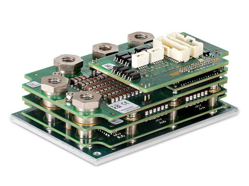 Gold-Solo-Triple-Twitter